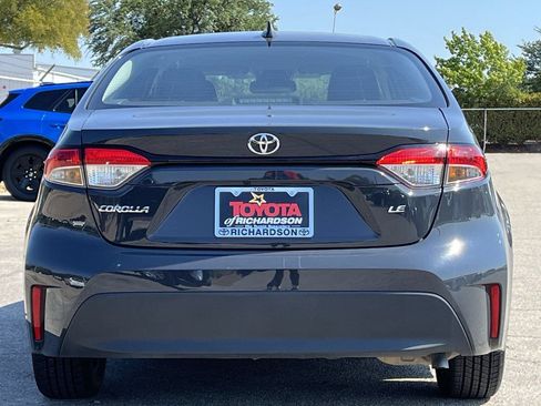 Used 2024 Toyota Corolla LE FWD image 5