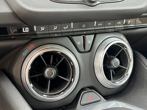 Used 2023 Chevrolet Camaro LT RWD image 26