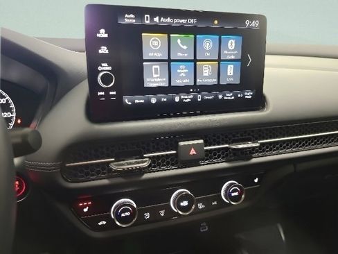 Certified 2025 Honda HR-V EX-L image 31