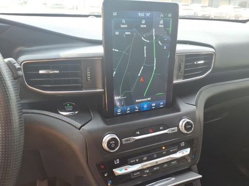Used 2020 Ford Explorer ST w/ ST Street Pack image 8