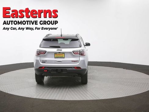 Used 2025 Jeep Compass Trailhawk w/ Trailer Tow Group AWD/4WD image 35
