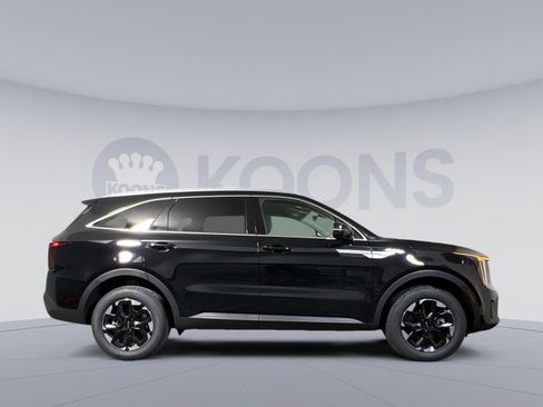 New 2026 Kia Sorento S image 7