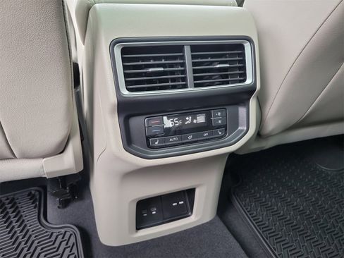 Certified 2025 Volkswagen Atlas SEL image 15