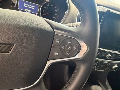 Used 2023 Chevrolet Traverse LT FWD image 27