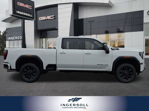 Used 2025 GMC Sierra 3500 AT4 image 10