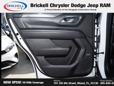 Used 2023 GMC Yukon SLT image 13