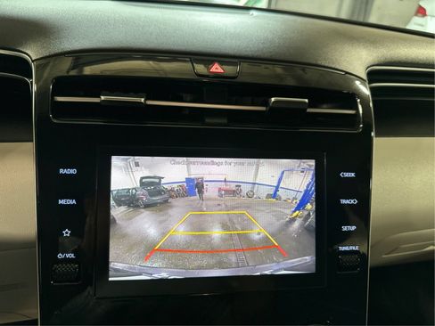 Certified 2024 Hyundai Tucson SE AWD/4WD image 15