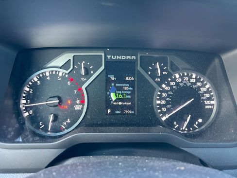 Used 2025 Toyota Tundra SR5 w/ SR5 Premium Package AWD/4WD image 22