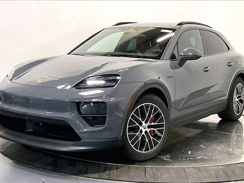 New 2025 Porsche Macan 4S Electric image 1