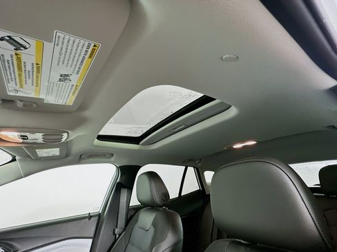 New 2026 Chevrolet Trax LT w/ Sunroof Package image 22