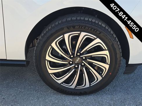 New 2026 Lincoln Navigator Black Label AWD/4WD image 7