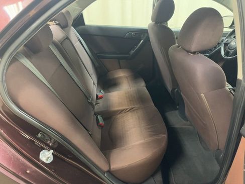 Used 2010 Kia Forte EX image 27