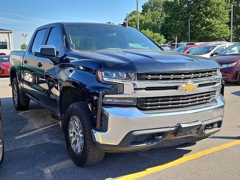 Used 2020 Chevrolet Silverado 1500 LT w/ All-Star Edition AWD/4WD image 2