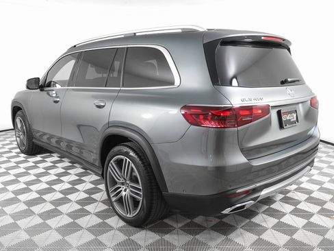 Used 2024 Mercedes-Benz GLS 450 4MATIC image 7