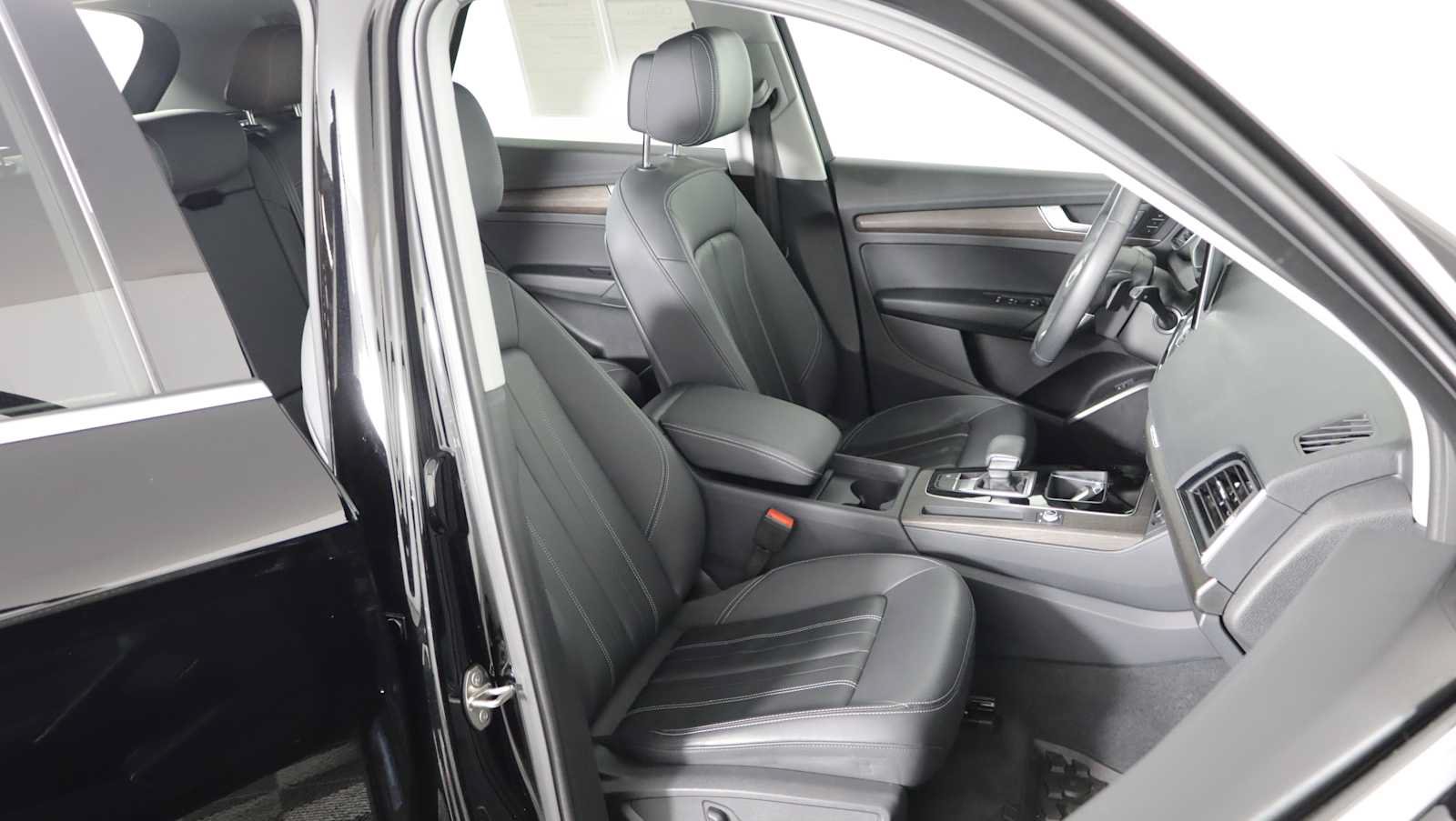 Used 2024 Audi Q5 2.0T Premium AWD/4WD image 9