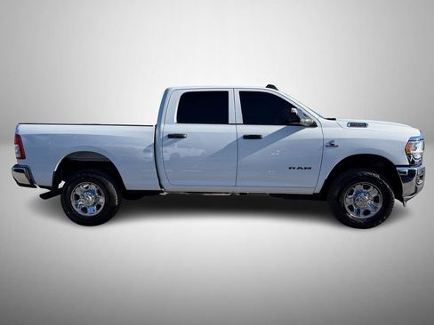 Used 2022 RAM 2500 Tradesman w/ Chrome Appearance Group image 6