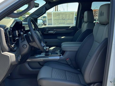New 2026 Chevrolet Silverado 1500 ZR2 w/ ZR2 Bison Edition AWD/4WD image 32