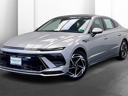 Used 2024 Hyundai Sonata SEL w/ Convenience Package image 9