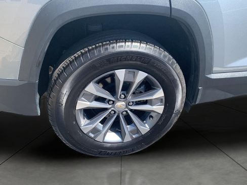 Certified 2025 Chevrolet Equinox LT AWD/4WD image 24