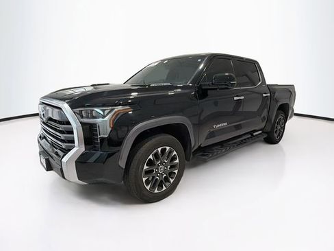 Used 2024 Toyota Tundra Limited AWD/4WD image 3