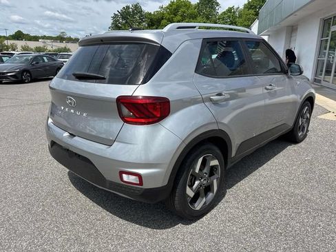Certified 2023 Hyundai Venue SEL w/ Cargo Package FWD image 3