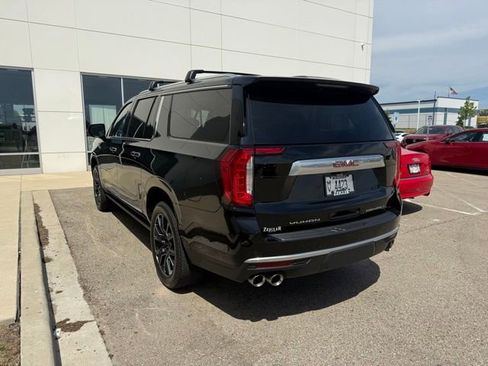 Used 2023 GMC Yukon XL Denali w/ Denali Reserve Package AWD/4WD image 4