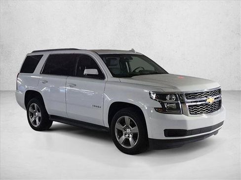 Used 2019 Chevrolet Tahoe LS RWD image 3
