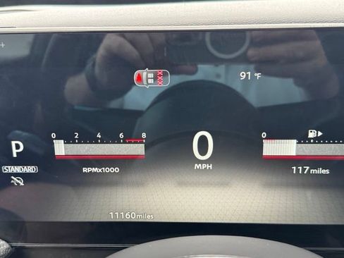 Used 2026 Nissan Kicks SR FWD image 12