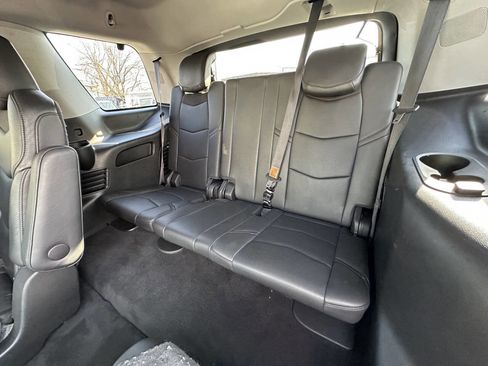 Used 2018 Cadillac Escalade 4WD image 57