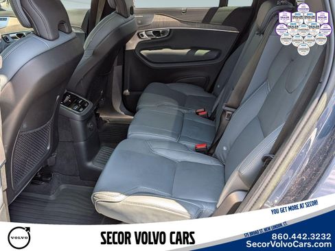 Used 2023 Volvo XC90 T8 Ultimate w/ Lounge Package AWD/4WD image 16