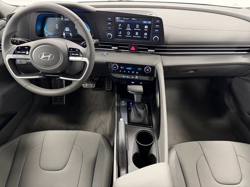 Certified 2026 Hyundai Elantra Sport image 14