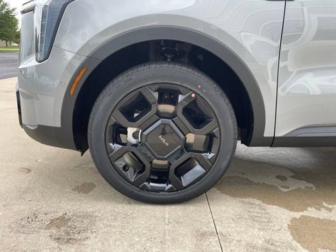 New 2026 Kia Sorento SX AWD/4WD image 17