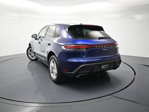 Certified 2024 Porsche Macan AWD/4WD image 34
