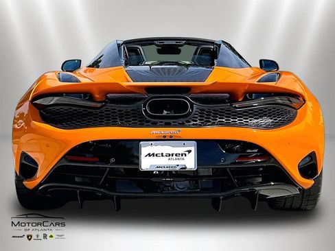 Used 2026 McLaren 750S Spider RWD image 4
