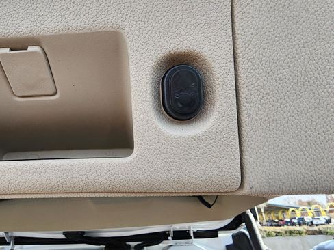 Used 2019 GMC Yukon XL Denali w/ Denali Ultimate Package image 13