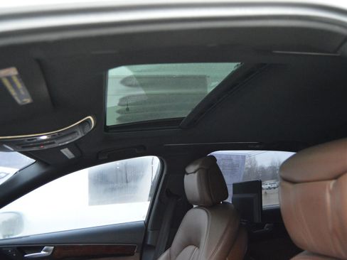 Used 2011 Audi A8 L 4.2 image 22