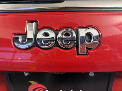 Used 2024 Jeep Compass Limited AWD/4WD image 8
