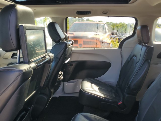 Used 2019 Chrysler Pacifica Limited FWD image 9