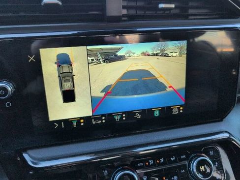 Certified 2023 GMC Sierra 1500 AT4 w/ Technology Package image 23