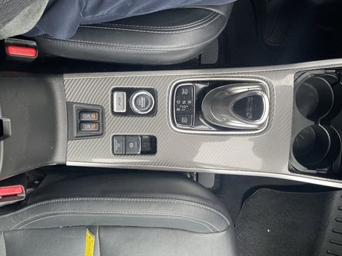 Used 2020 Mitsubishi Outlander SEL image 24