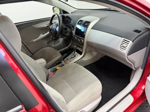 Used 2012 Toyota Corolla LE FWD image 31