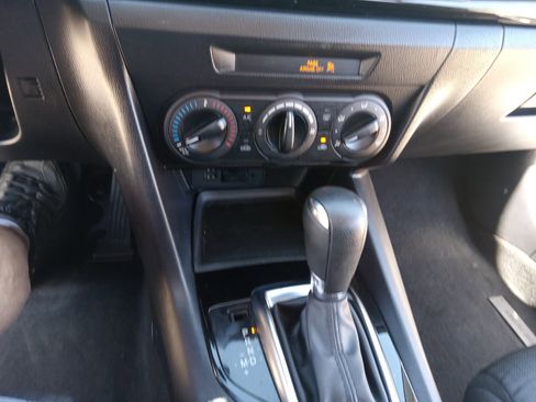 Used 2016 MAZDA MAZDA3 i Sport image 25