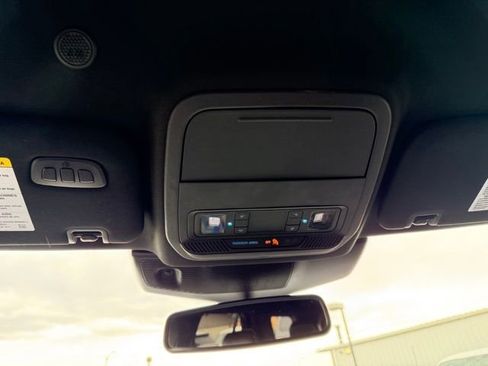 Used 2020 Ford Explorer Limited AWD/4WD image 29