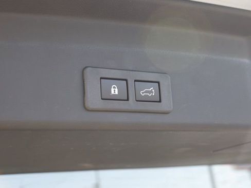 Certified 2025 Subaru Ascent Touring w/ Popular Package #1 image 6