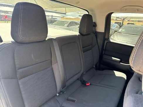 Certified 2024 Nissan Frontier SV w/ Technology Package RWD image 18