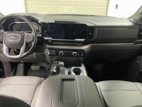 Used 2022 GMC Sierra 1500 Elevation w/ Preferred Package AWD/4WD image 13