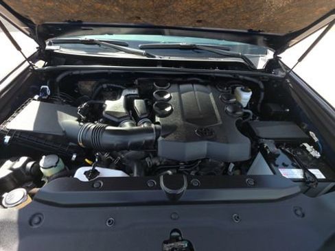 Used 2024 Toyota 4Runner Limited RWD image 34