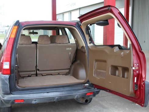 Used 2003 Honda CR-V LX image 13