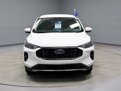 Used 2023 Ford Escape SE image 7