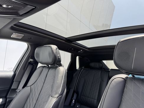 New 2026 Cadillac Lyriq V image 15